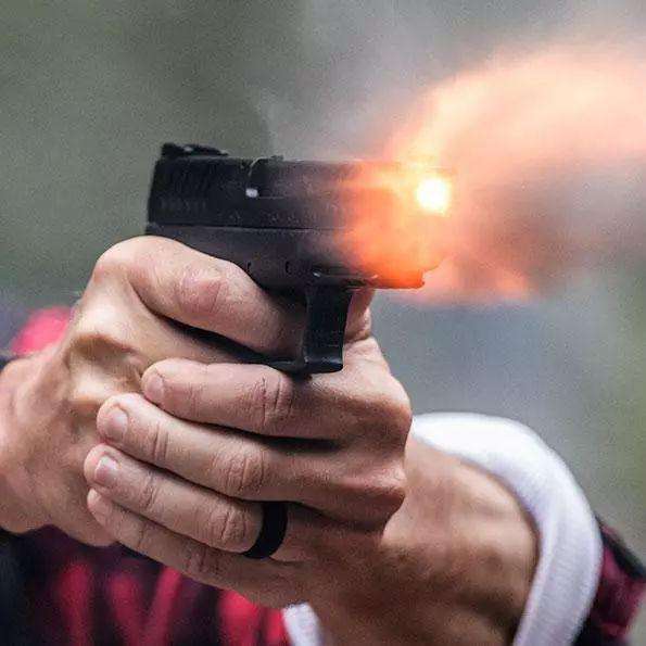 底特律活塞集结日战术微调；志在法国杯名次提升；态度坚定；更衣室氛围转暖(放课后螳螂の巢剧情介绍)