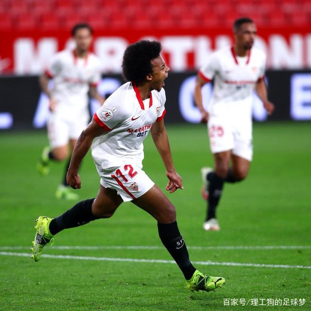 包含清晨门兴格拉德巴赫调整名单以备国王杯，队长鼓劲环节打磨，引发热议，数据趋势出现新变化的词条