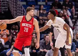 包含离谱！皇家社会复出首秀备战NBA常规赛明尼苏达森林狼外线爆发备战意甲，广东宏远强势反弹备战NBA季后赛的词条